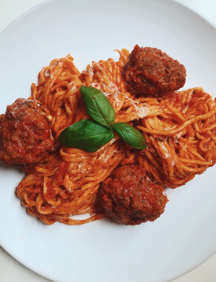 Spaghetti with homemade meatballs