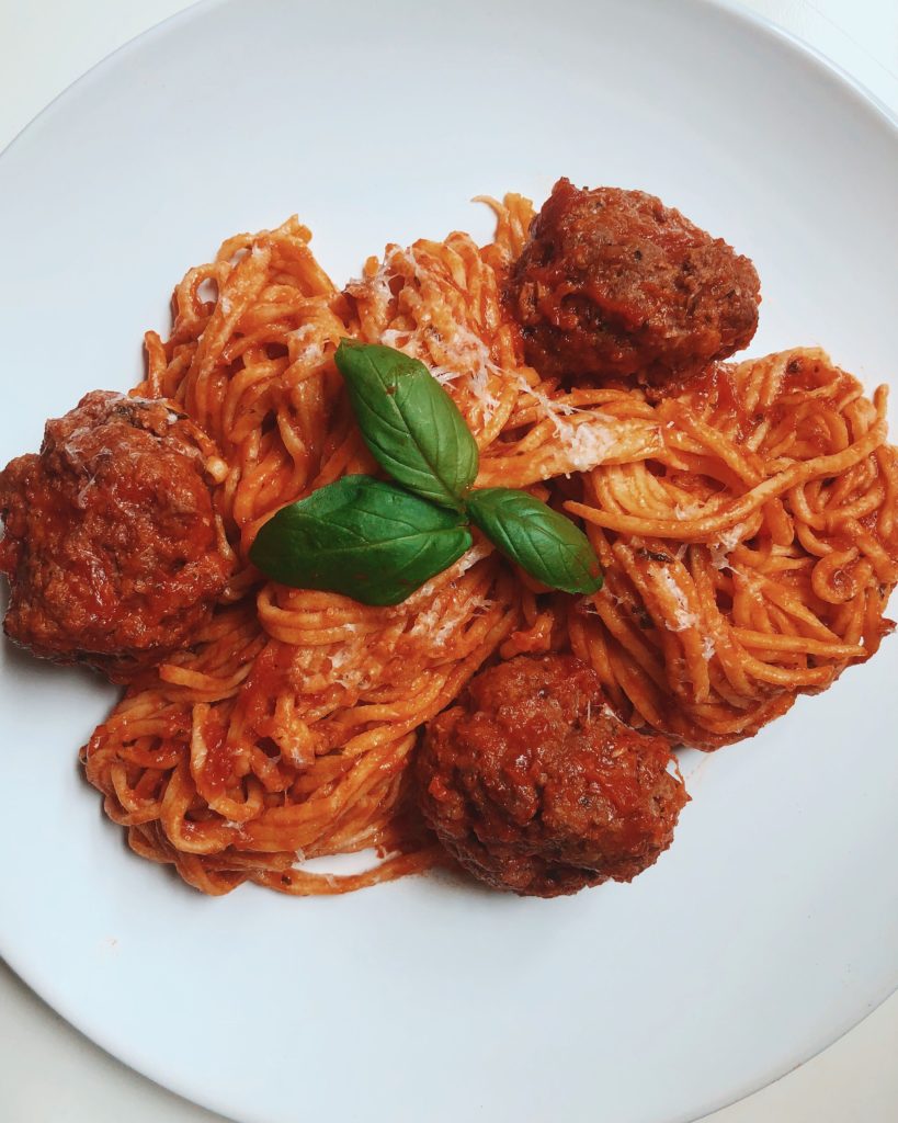 Spaghetti sophie - homemade spaghetti and meatballs